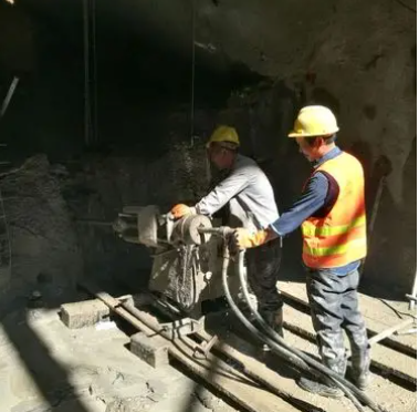 城西水下抗分散灌浆料特点 水下不分散注浆料介绍